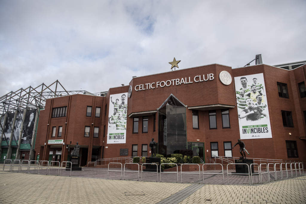 foto : andbar : mikael lustig i glasgow.  infr longread om guldbollen.