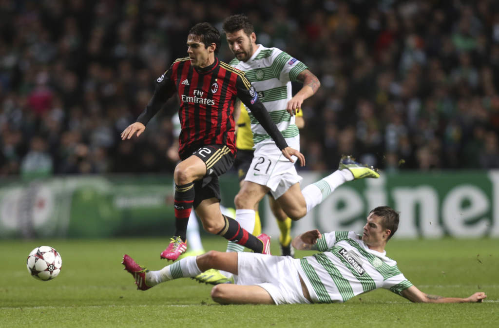 ap foto : scott heppell : ac milan's ricardo kaka gets the ball past celtic's mikael lustig, bottom, and charlie mulgrew, during the champions league group h soccer match between celtic and ac milan at celtic park in glasgow, scotland, tuesday, nov. 26, 2013.  (ap photo/scott heppell) / tt / kod 436 britain soccer champions leagu automatarkiverad